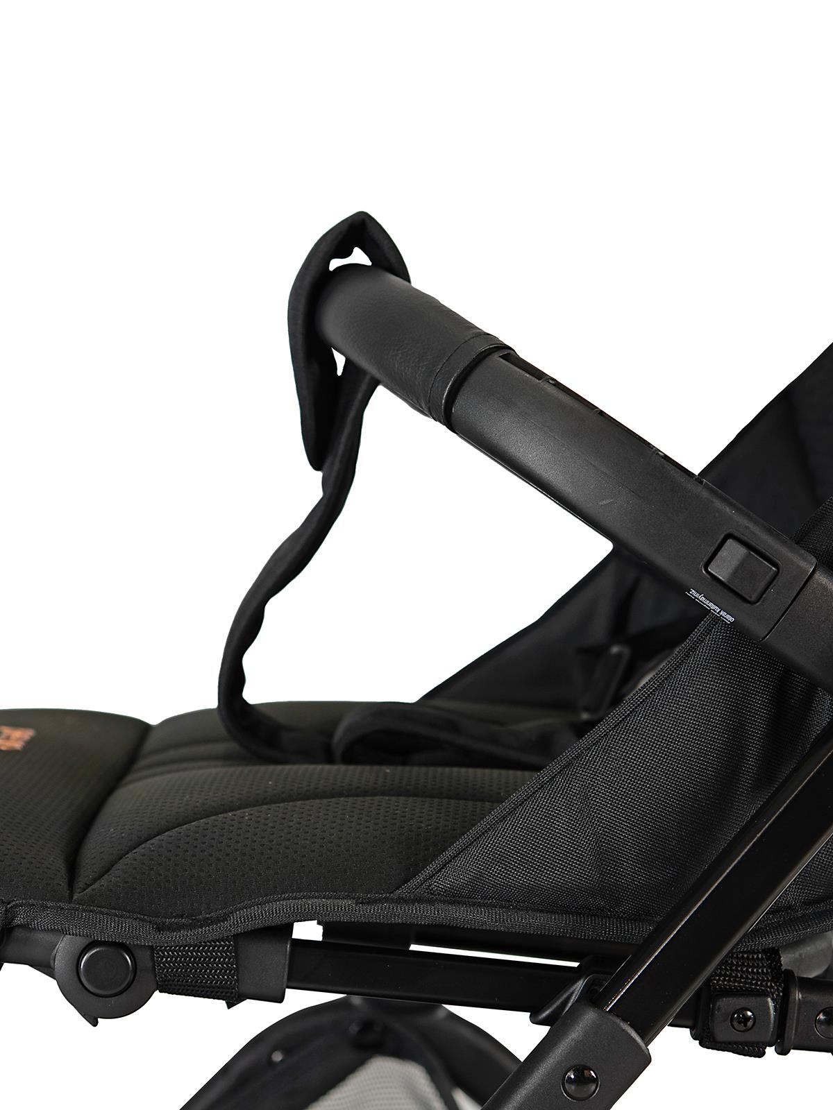 Prego Solo Pro Tek Yönlü Bebek Arabası - Siyah