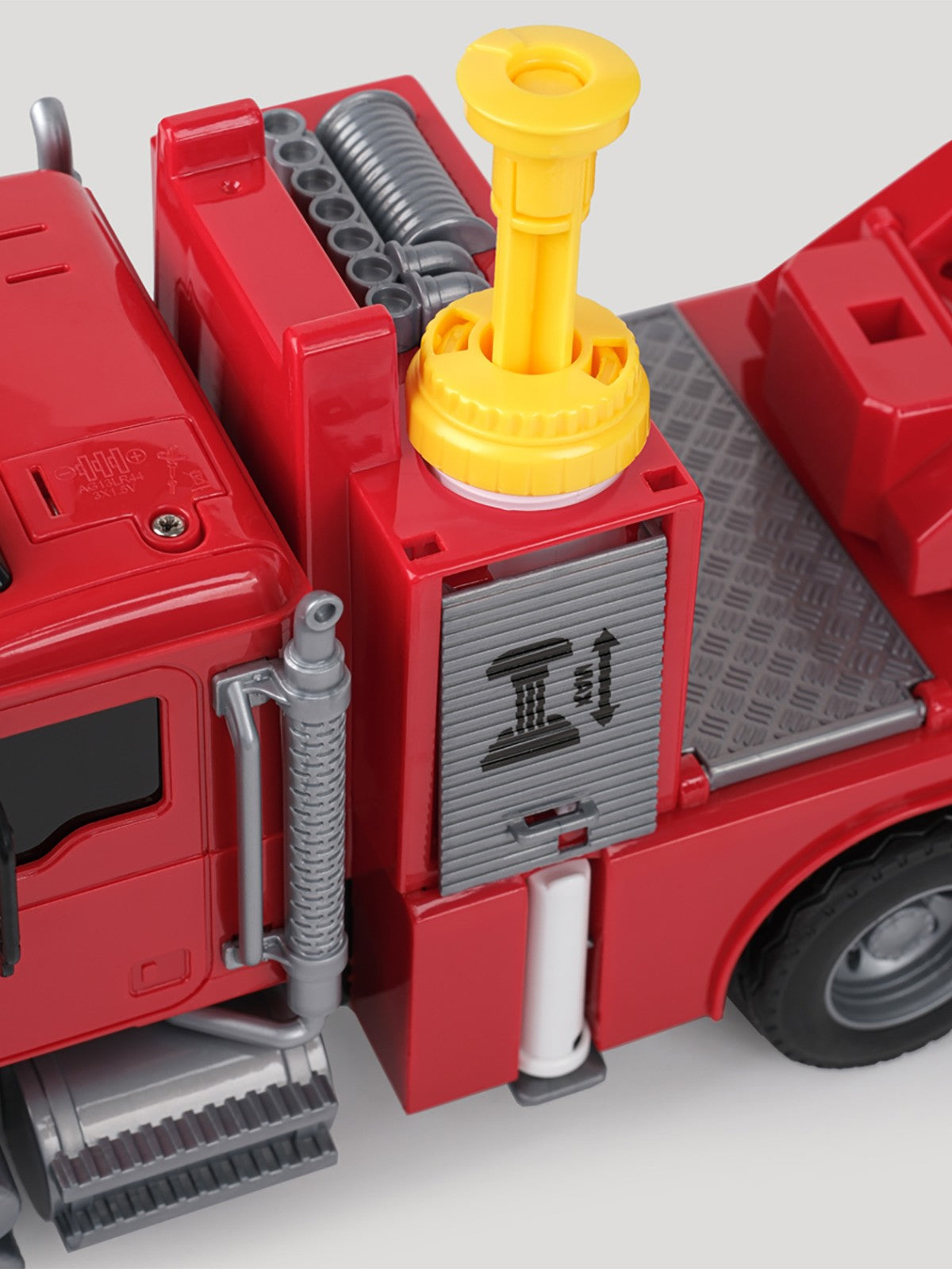 Let's Be Child Drive Sesli ve Işıklı İtfaiye Aracı Su Atan
